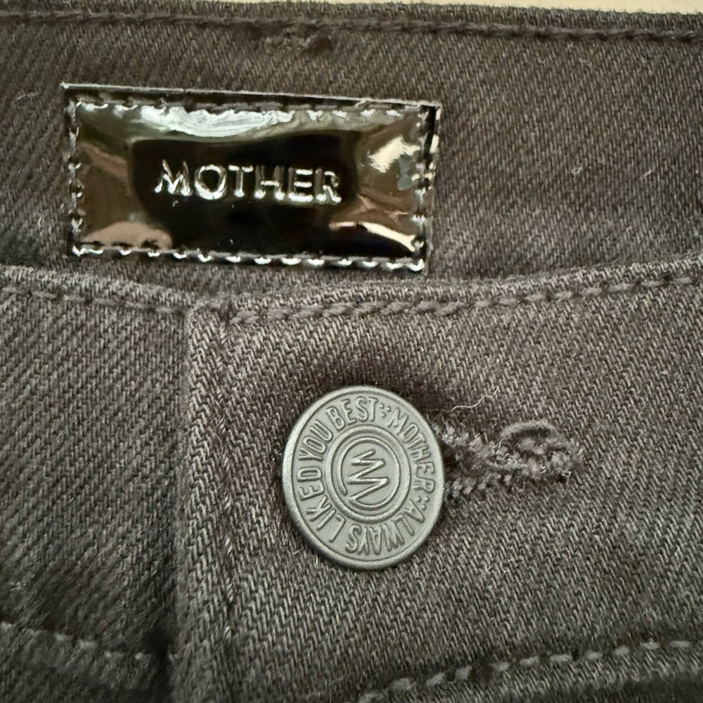 MOTHER The Rascal Ankpe Fray High Rise Black Jeans - Picture 3 of 15